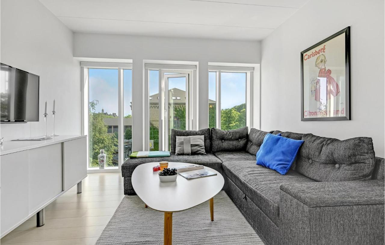 Gorgeous Apartment In Aarhus C With Wifi ภายนอก รูปภาพ