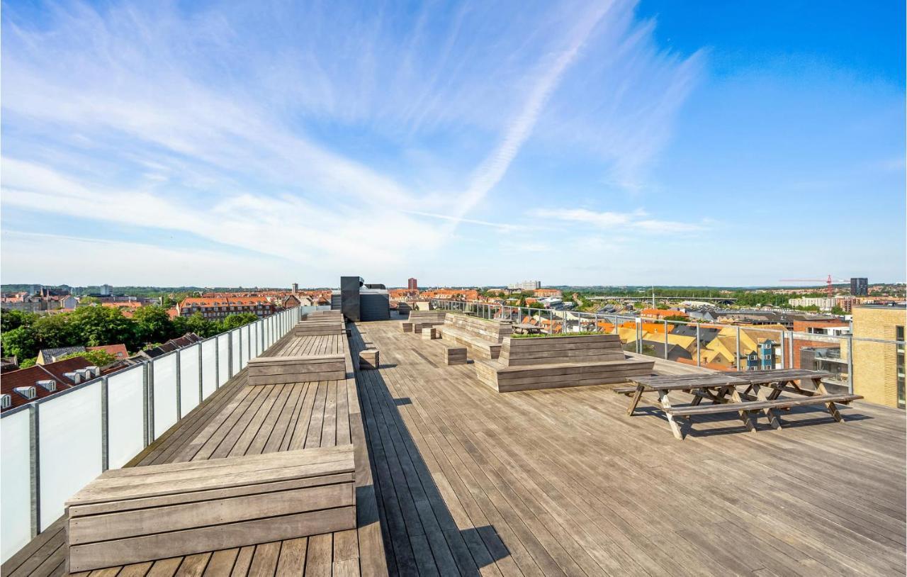Gorgeous Apartment In Aarhus C With Wifi ภายนอก รูปภาพ