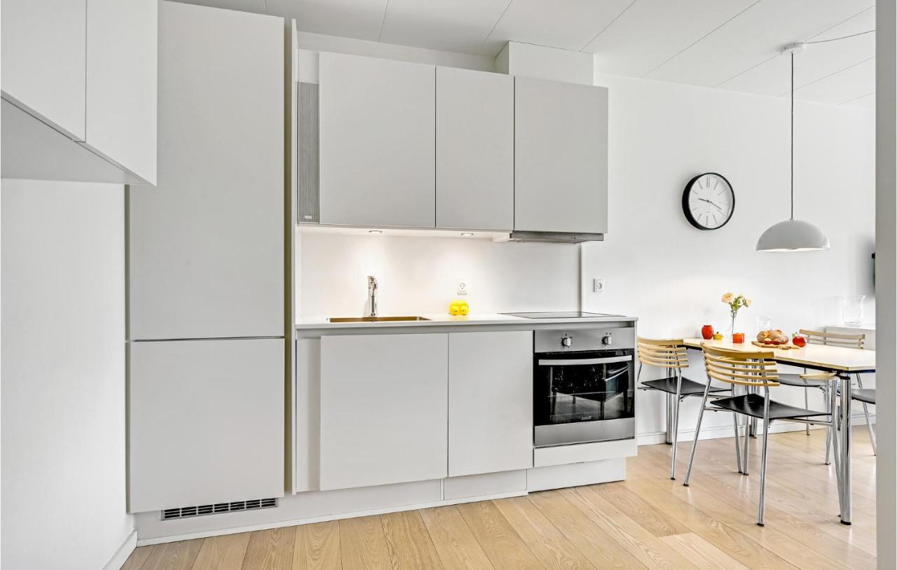 Gorgeous Apartment In Aarhus C With Wifi ภายนอก รูปภาพ